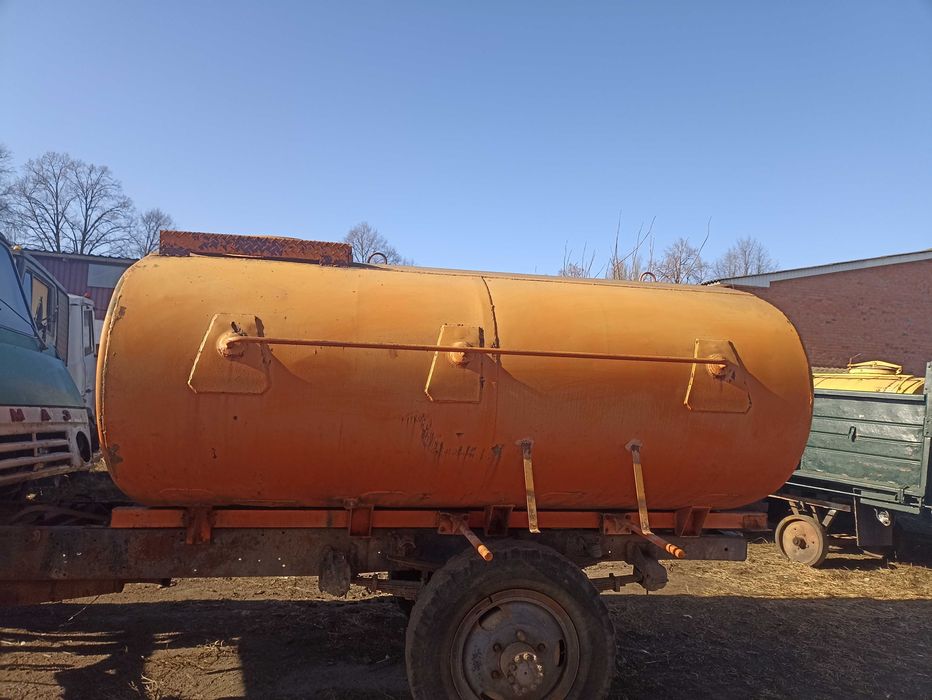 Продам бочку б/в об*єм 6,5 куб.м.