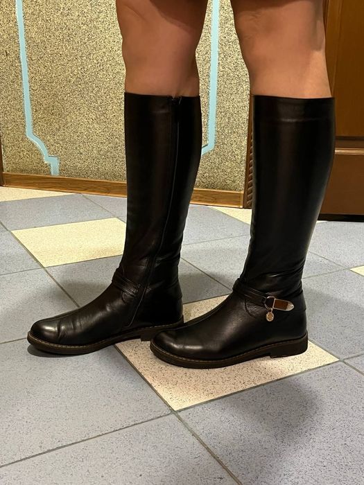 Продам шкіряні чоботи