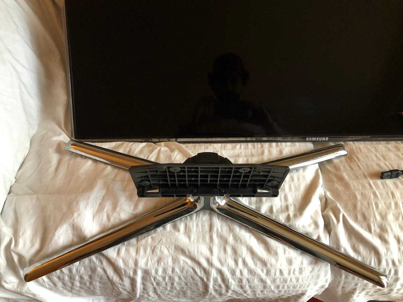 TV Samsung smart 47'' (120cm) LED fullHD