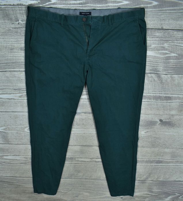 Tommy Hilfiger Spodnie Męskie Chinosy W44 L32