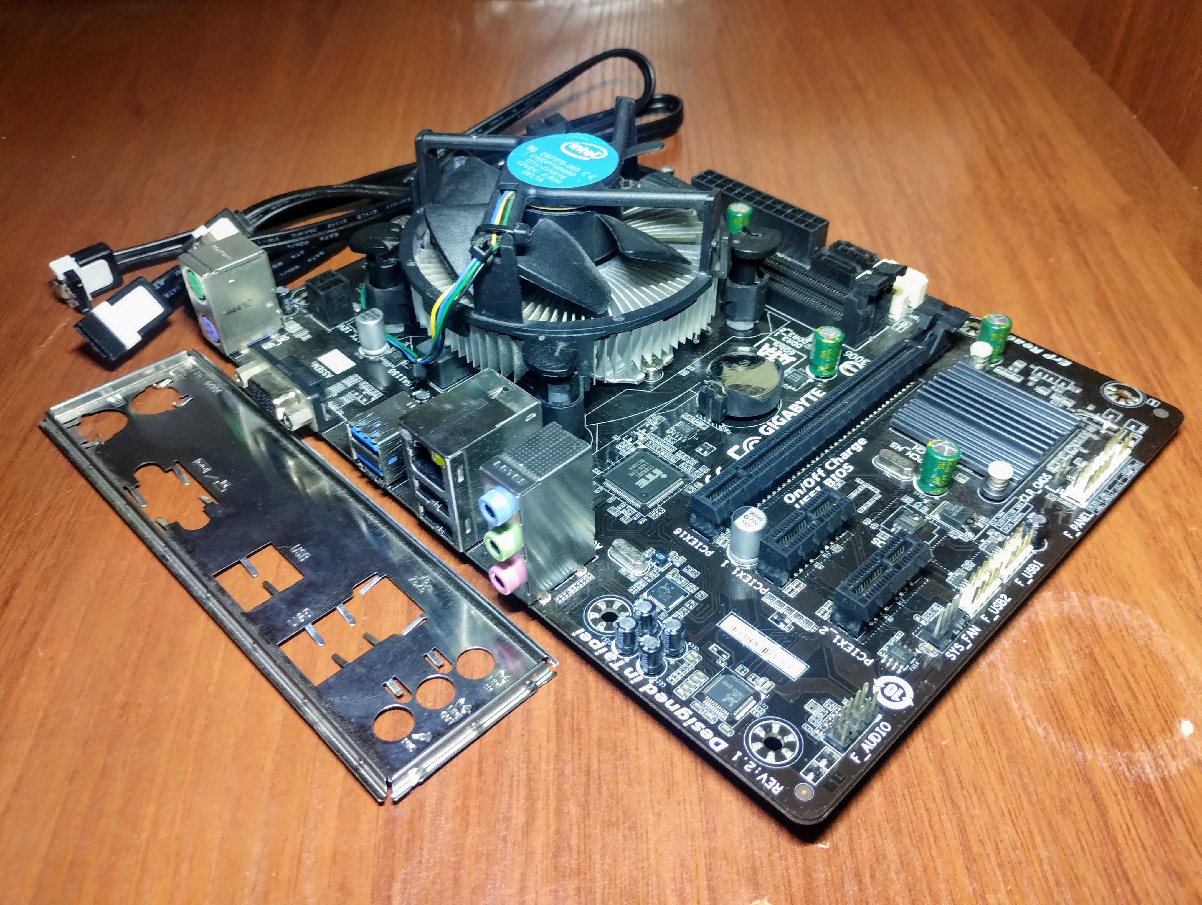 ASUS P8H61-M LX3 Plus(сокет 1155) + i3-2100 3.1GHz + кулер