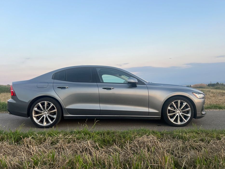 Volvo S60 T6 310KM Momentum Pro AWD Automat 2020 – Bogate wyposażenie