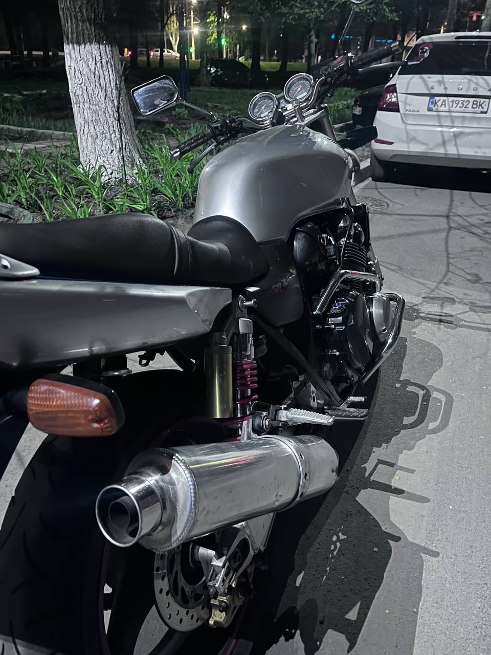 Honda cb 400 vtec 2