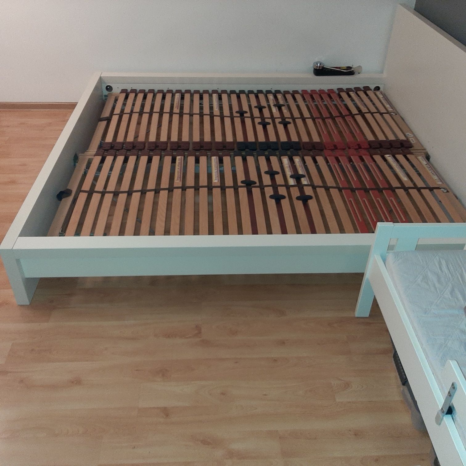 Łóżko do sypialni 180x200 Ikea Malm
