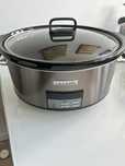 Crockpot - panela de cozedura lenta. Nova, usada apenas duas vezes.