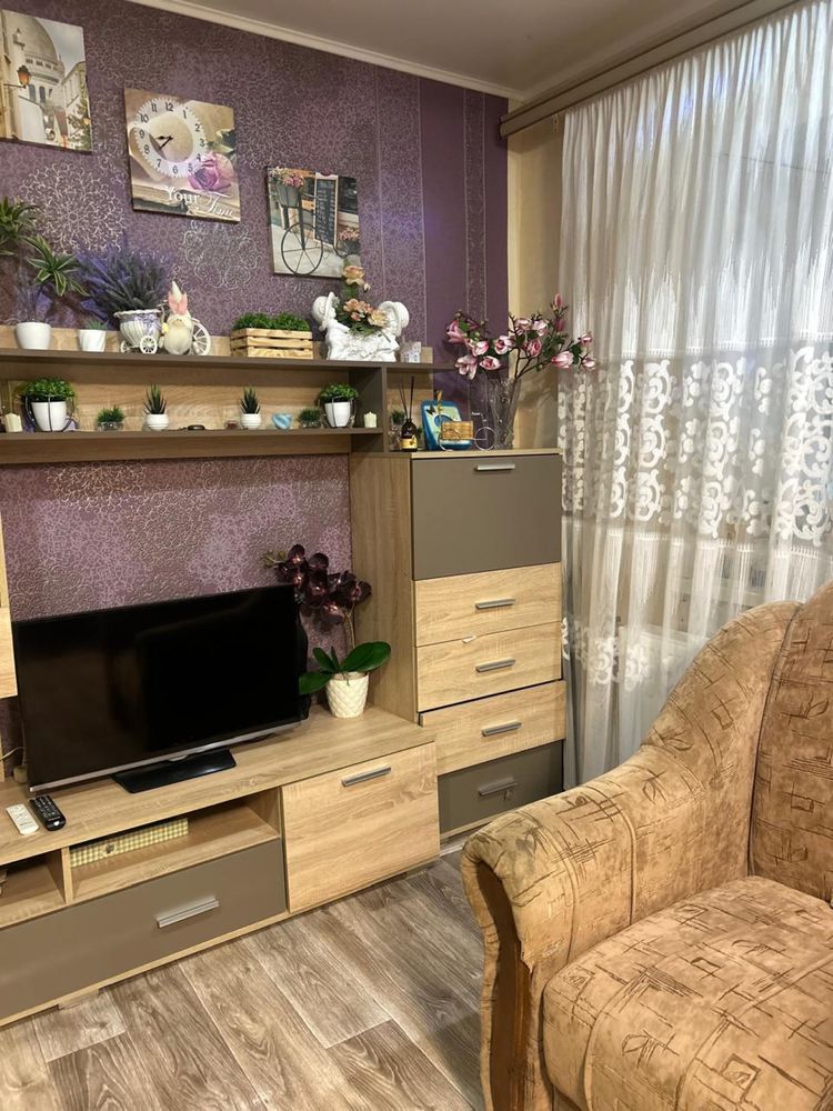Продам будинок р-н Добровільної