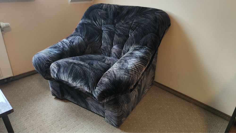 Komplet wypoczynkowy wersalka + sofa + fotel