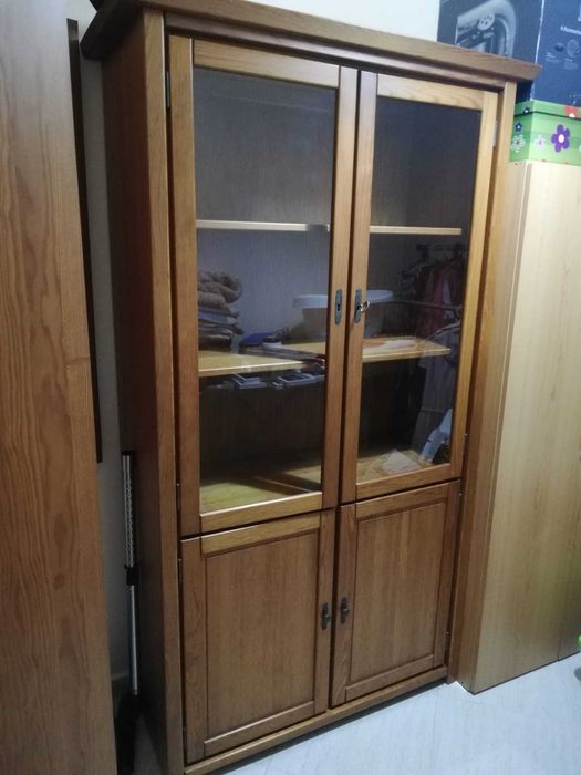 Vendo armários em madeira