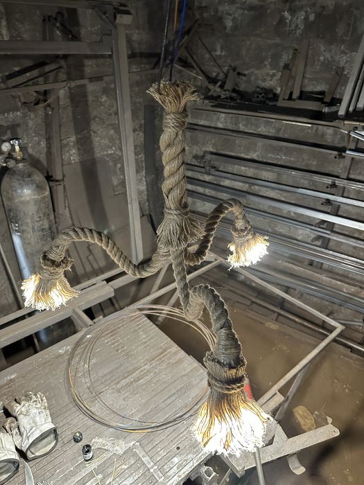 Люстра лофт канаты