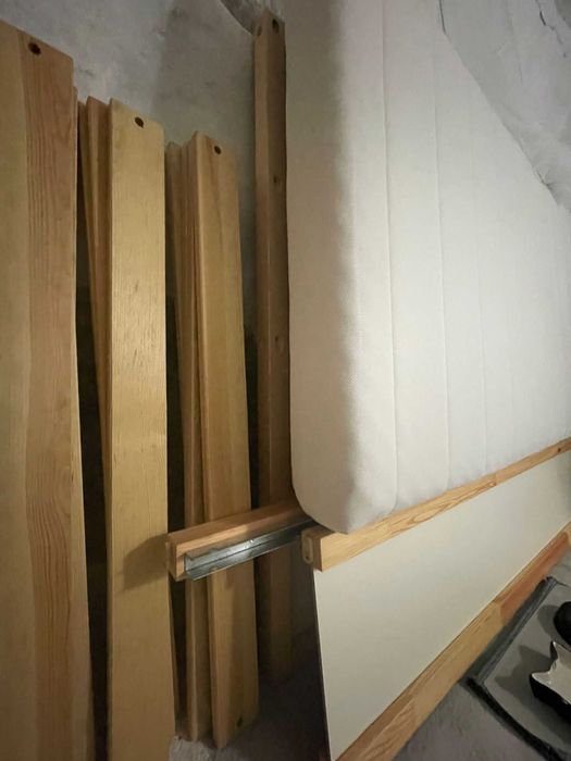 Cama de criança tamanho 90x200cm