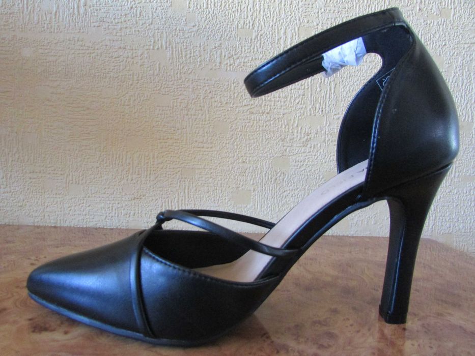 Czółenka ANNA FIELD Roz. 37