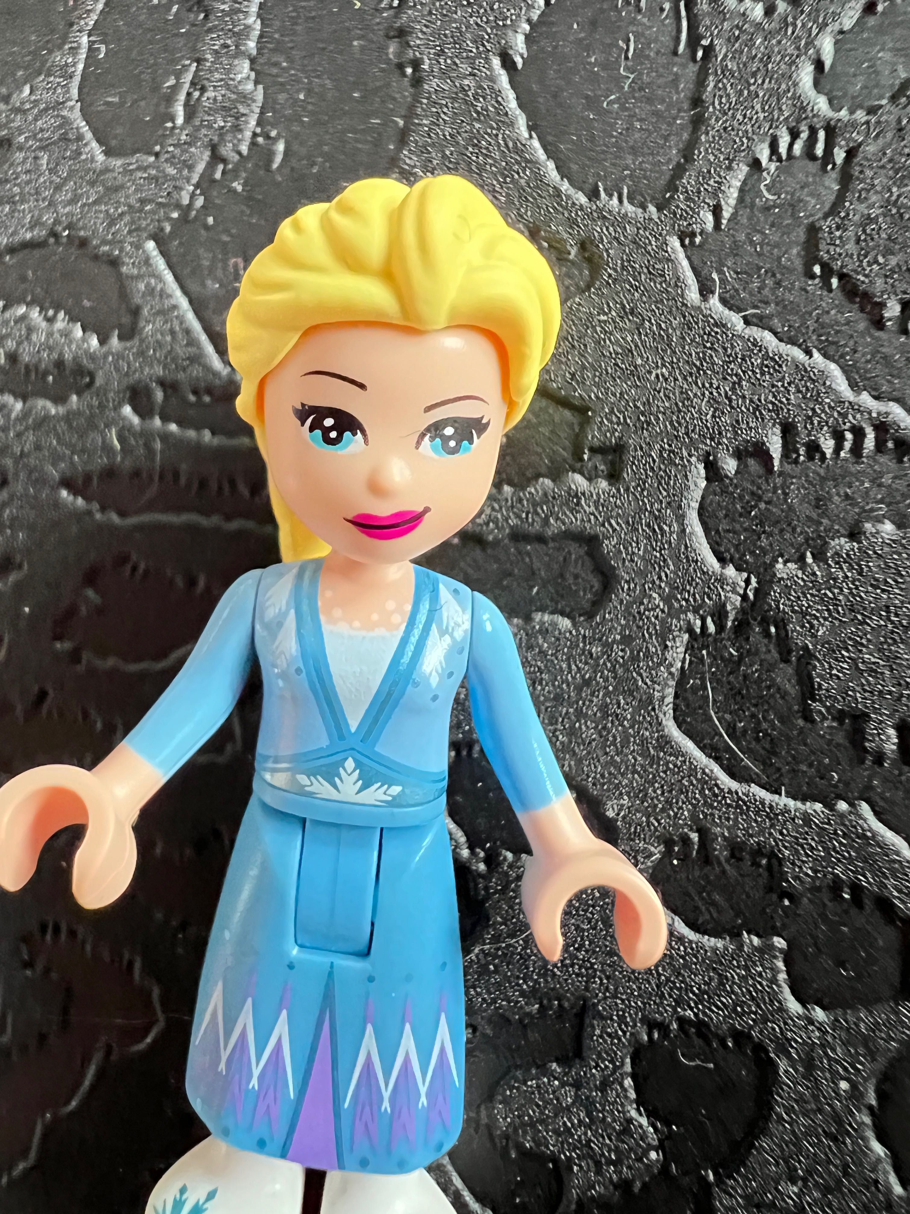 Minifigurka dp069 LEGO Disney Kraina Lodu Elsa frozen