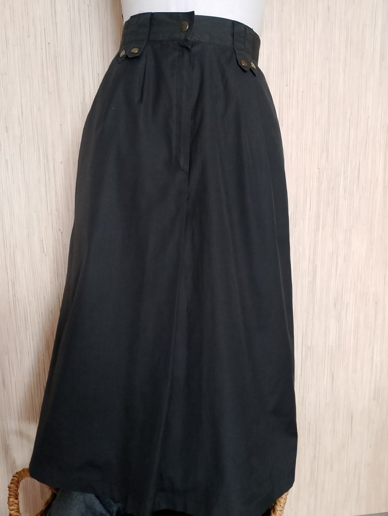 Spódniczka midi z kieszeniami r.34/36