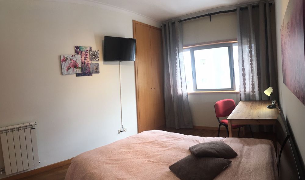 Alugo quarto em Braga. Excelente.