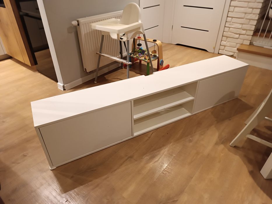 Szafka pod telewizor