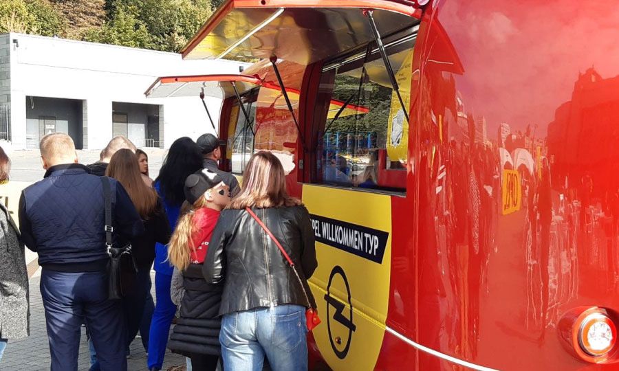 food truck Piwo imprezy Firmowe Festyny Koncerty grill event Masowe