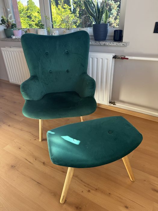 Fotel uszak z podnozkiem Homla