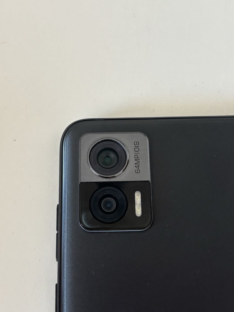 Motorola edge 30 neo stan idealny