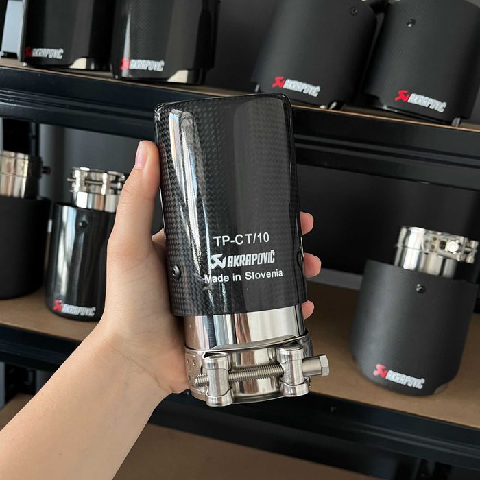 ГРОМКИЙ акрапович | насадка на глушник | купити акрапович на машину