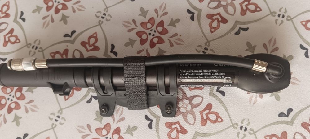 Bomba para bicicletas e outros