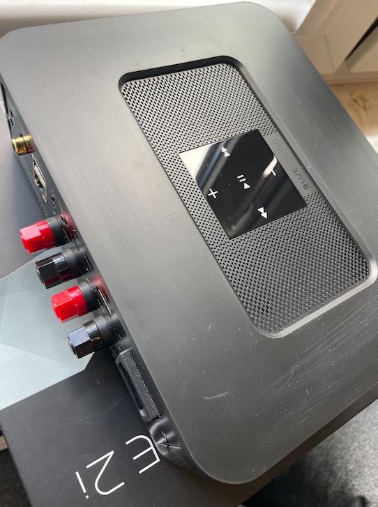 Bluesound Powernode 2i HDMI streamer ze wzmacniaczem
