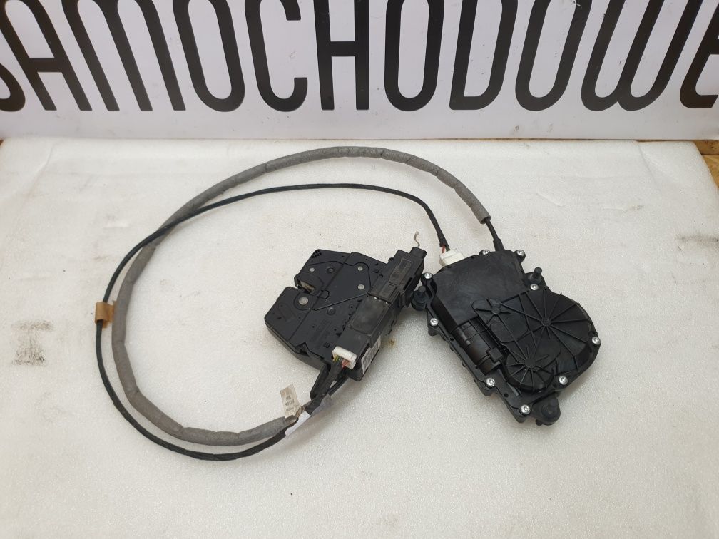 Bmw F01 F15 F10 F11 F31 zamek klapy bagażnika dociąg rygiel części