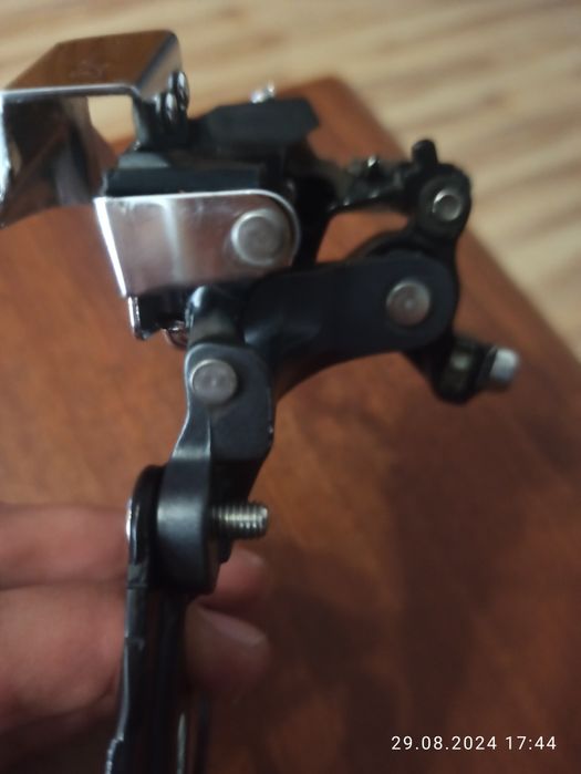 Передний переключатель