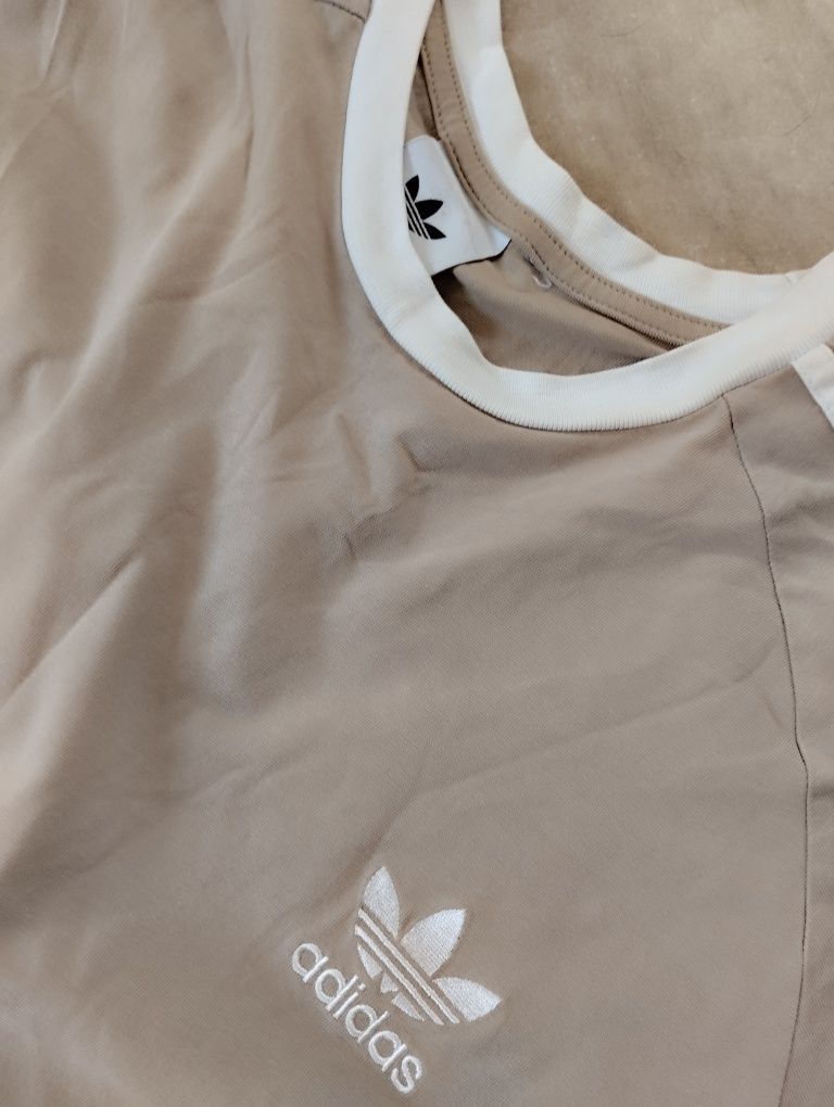 Koszulka adidas oversize