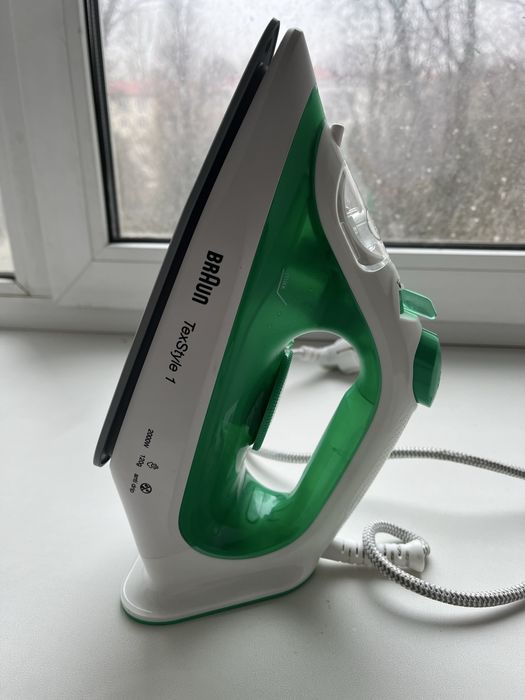 Праска BRAUN TexStyle 1 SI1080VI