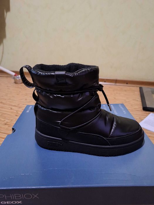Жіночі черевики Puma, чорні, розмір 36