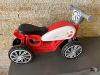 Mota triciclo brinquedo em excelente est