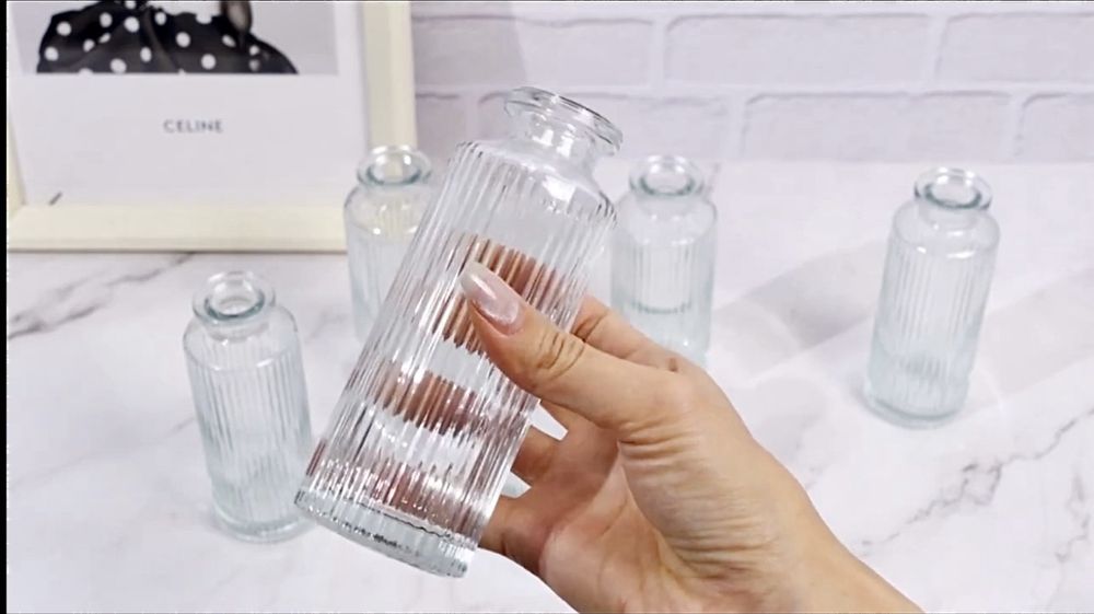 Стеклянные класические вазы