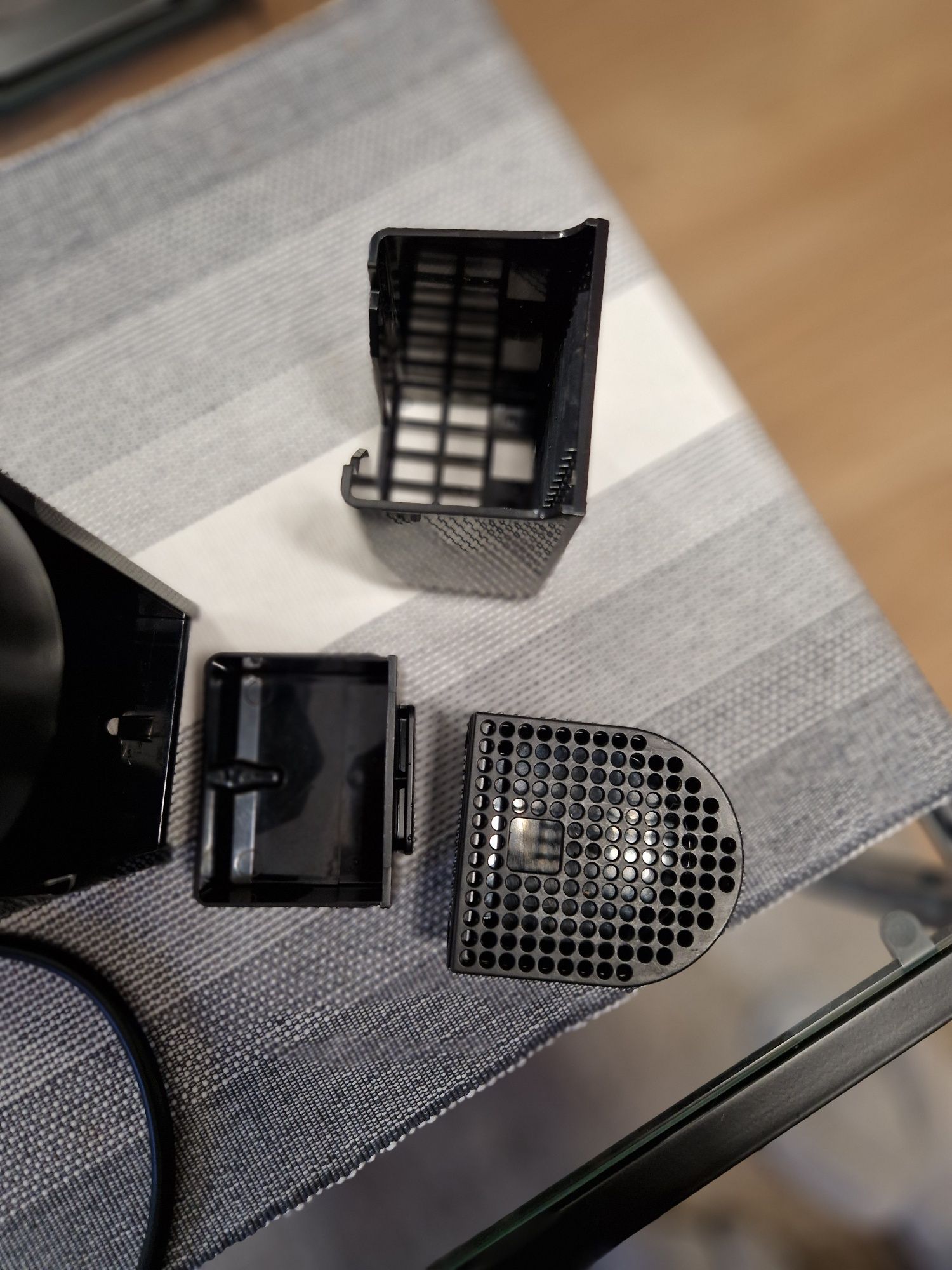 Ekspres do kawy Nespresso Essenza Mini C30