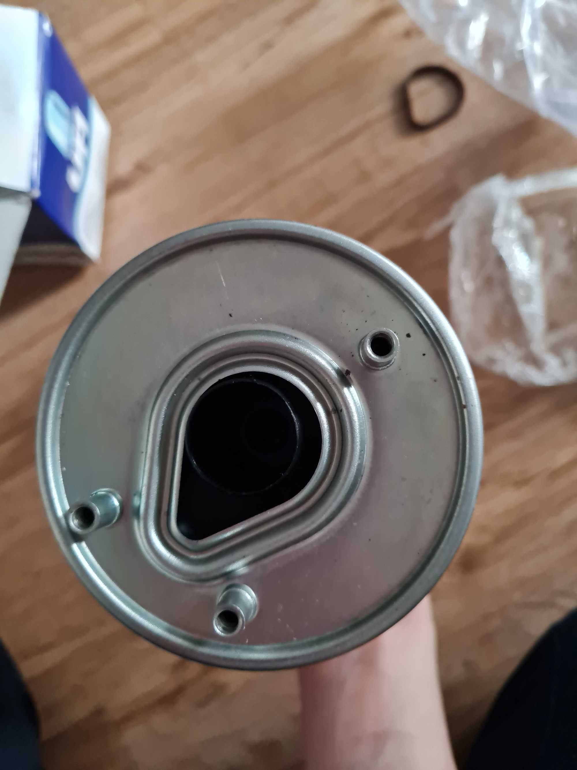 Filtr paliwa UFI  Filtr Ford Mazda Volvo