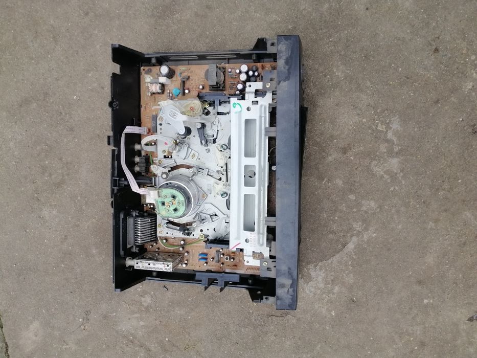 Продам магнітофон GRUNDIG mega dgik