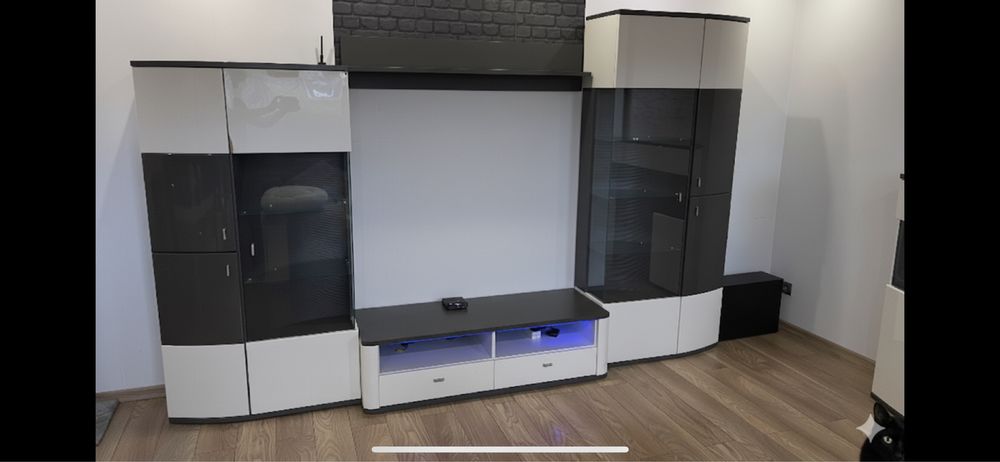 Zestaw mebli do salonu ,komoda witryna RTV