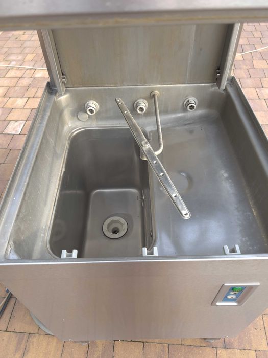 Winterhalter zmywarka kapturowa do naczyń Gs501
