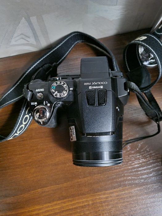 Фотоаппарат Nikon Coolpix P100