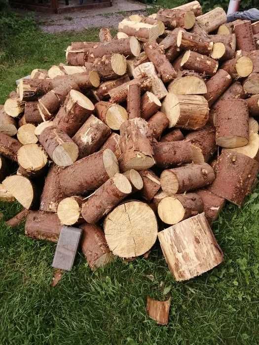 drewno pocięte porąbane świerk olcha sosna daglezja modrzew