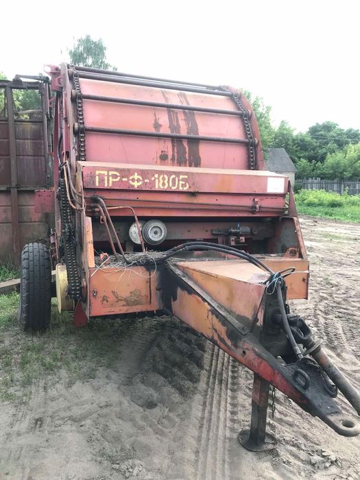 Пресс подборщик  рулонный ПР-Ф-180 Б