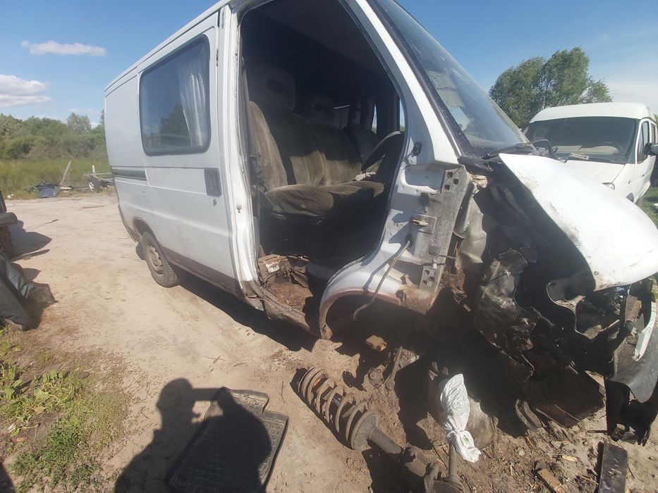 Продам пежо боксер