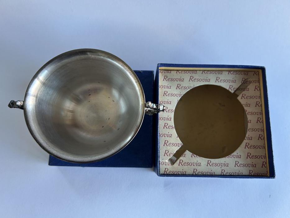 Cukiernica RESOVIA jak nowa z pudełkiem plater PRL