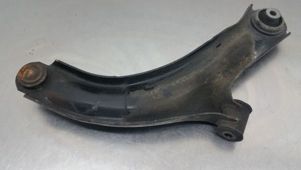 Braço de suspensão frente esquerdo RENAULT Clio III (BR0/1, CR0/1)