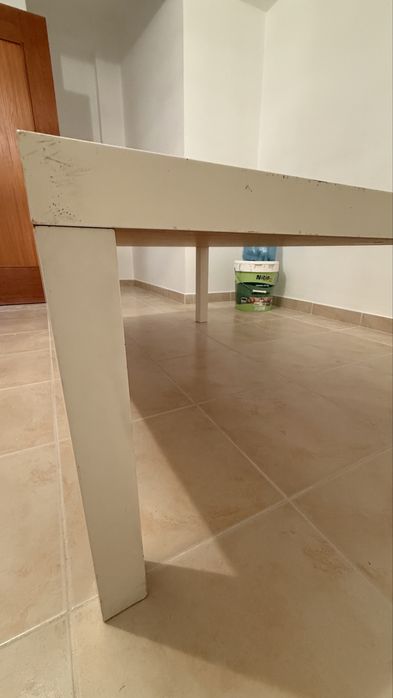 Mesa branca Ikea Lack