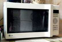 Микроволновка — LG MS-2047 (под ремонт БП)