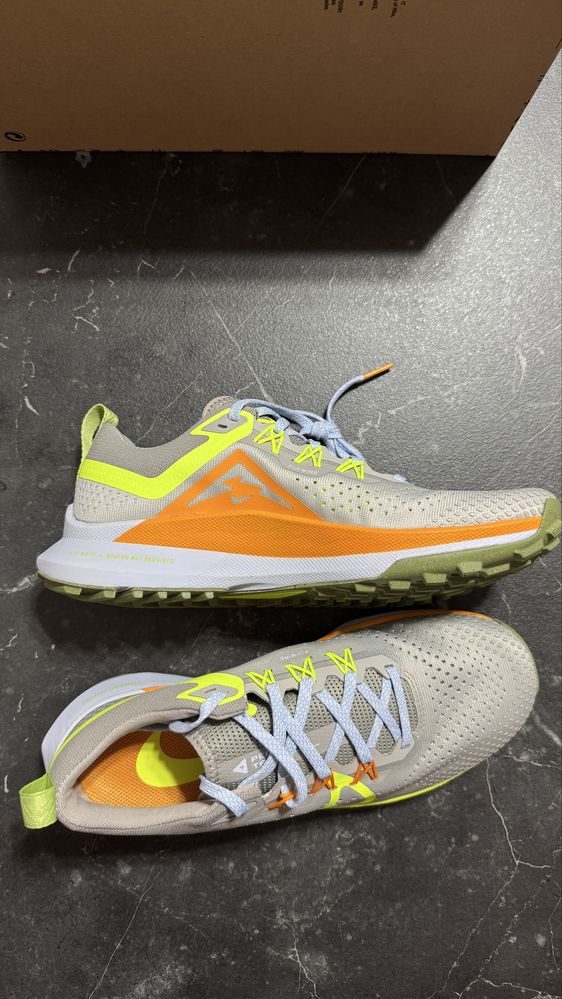 Nike React Pegasus Trail 4 „Cobblestone Volt” r. 40.5, wkładka 25.5 cm