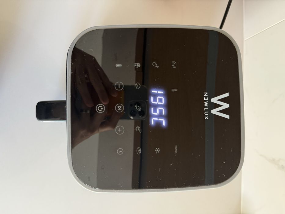Air Fryer Newlux usada