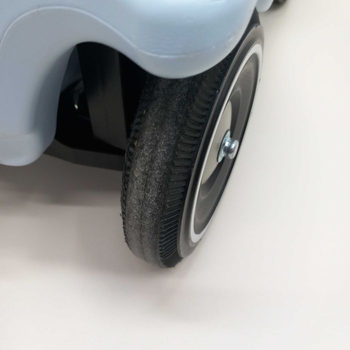 BIG Jeździk Bobby Car Classic z klaksonem niebieski dmuchawce BC13