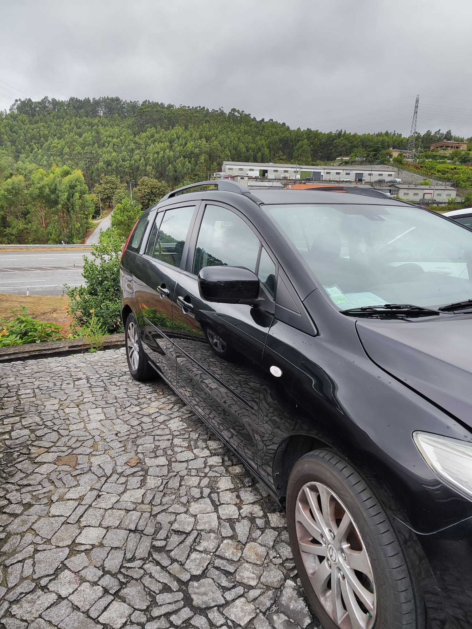 MAZDA 5, 7 lugares a diesel - junta da colaça avariada