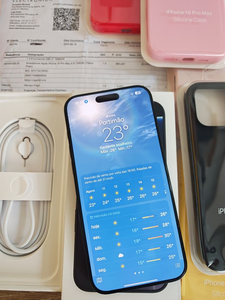 iPhone 16 Pro Max 256GB Preto Titanium SemiNovo C/Garantia Aceito Reto